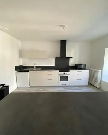 Apartament Chaleureux Et Accueillant A Quelques Pas De La Lingreville