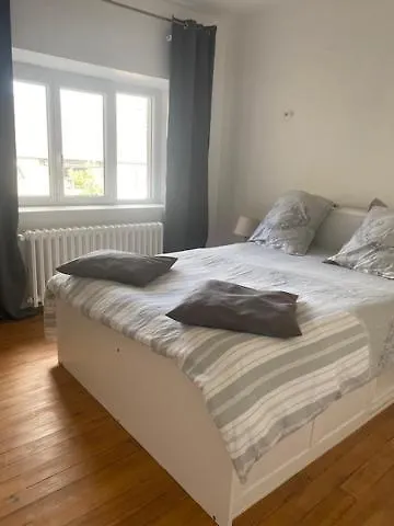 Apartment Chaleureux Et Accueillant A Quelques Pas De La