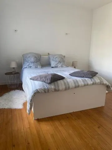 Apartment Chaleureux Et Accueillant A Quelques Pas De La