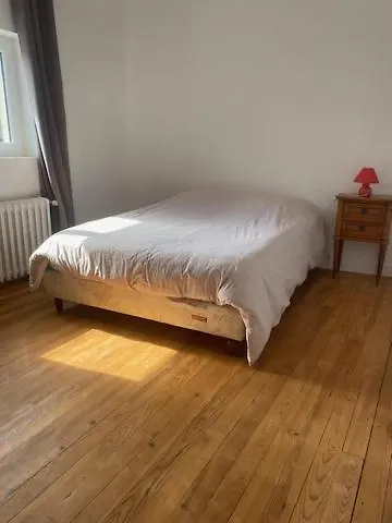 Apartment Chaleureux Et Accueillant A Quelques Pas De La